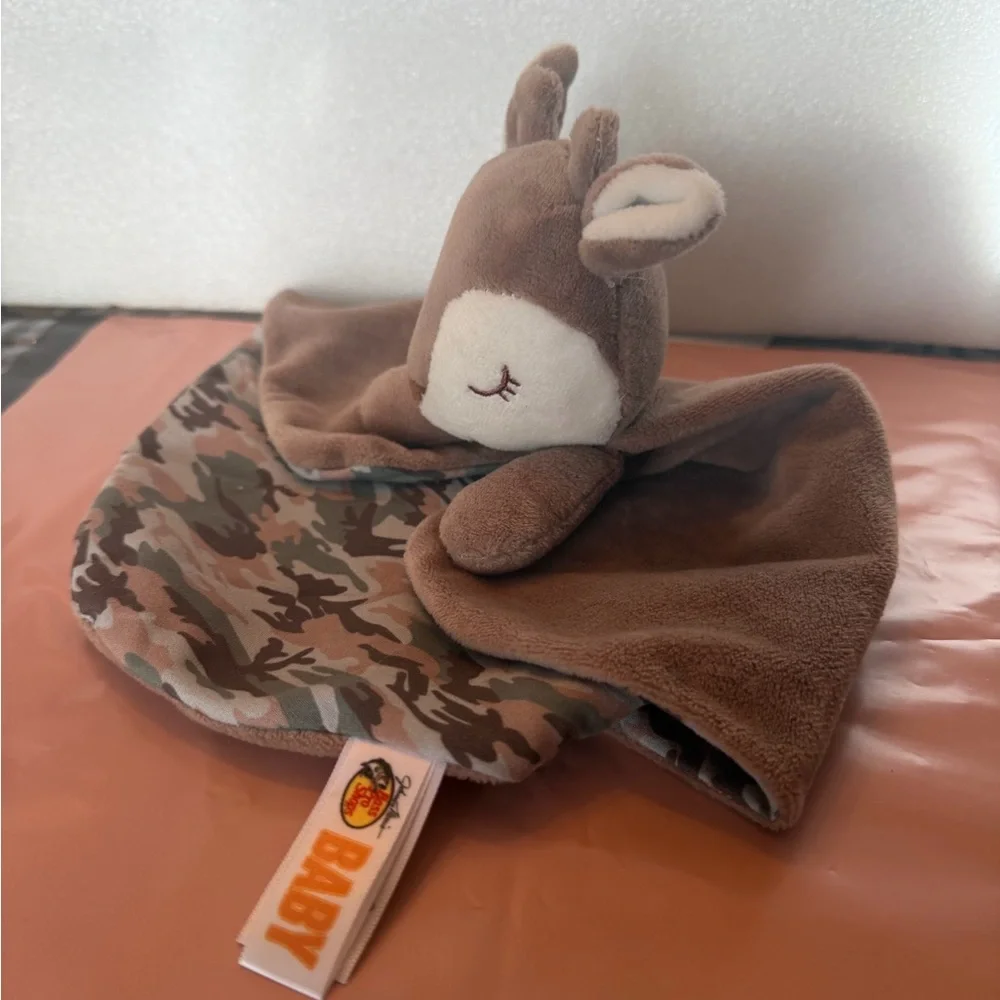 Bass Pro Shops Deer Plush Animal Lovey for Babies